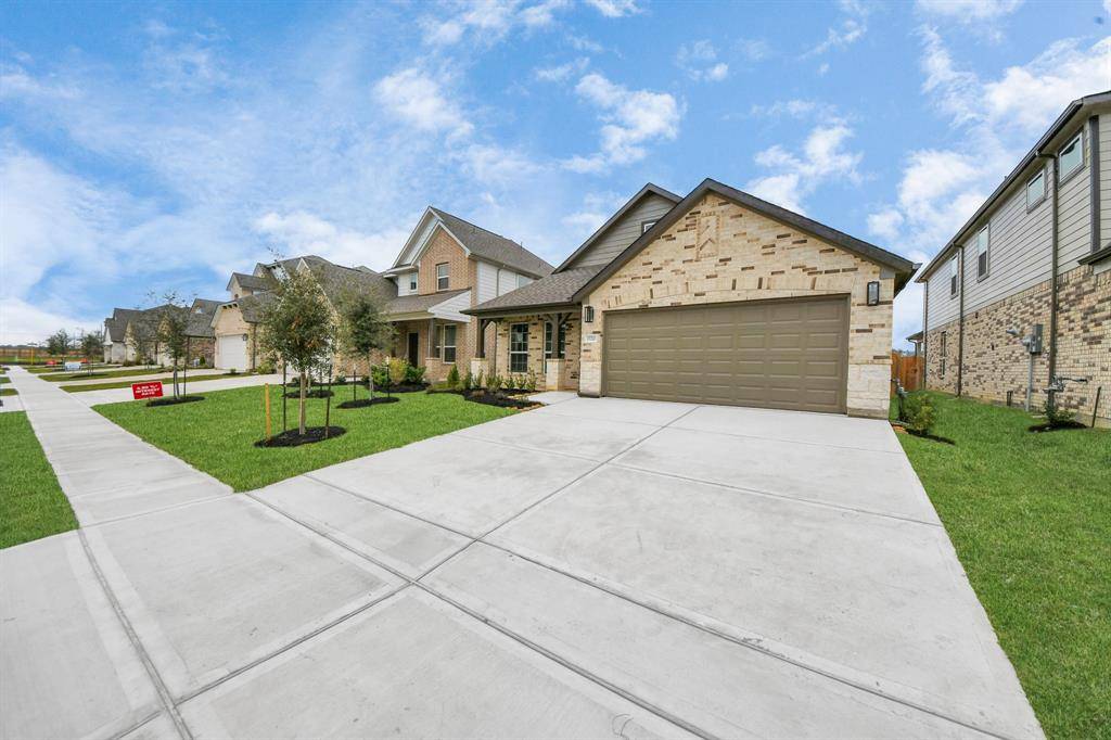 Cypress, TX 77429,15710 Walnut Leaf Lane