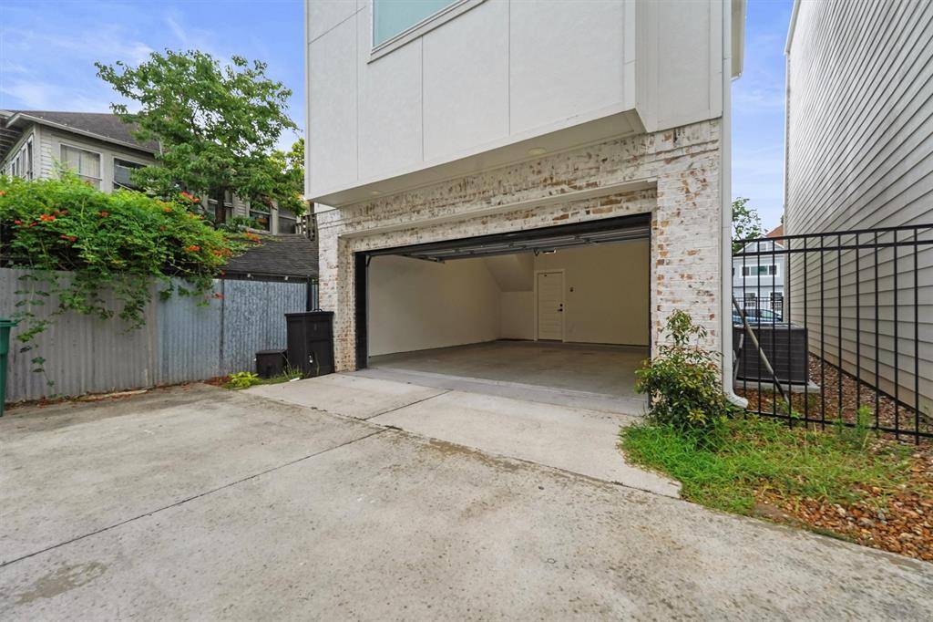 Houston, TX 77004,4113 Austin ST