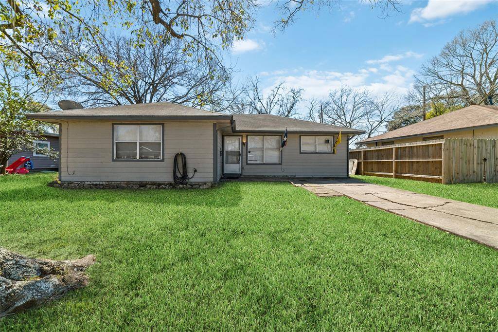 Pasadena, TX 77506,918 Vivian AVE