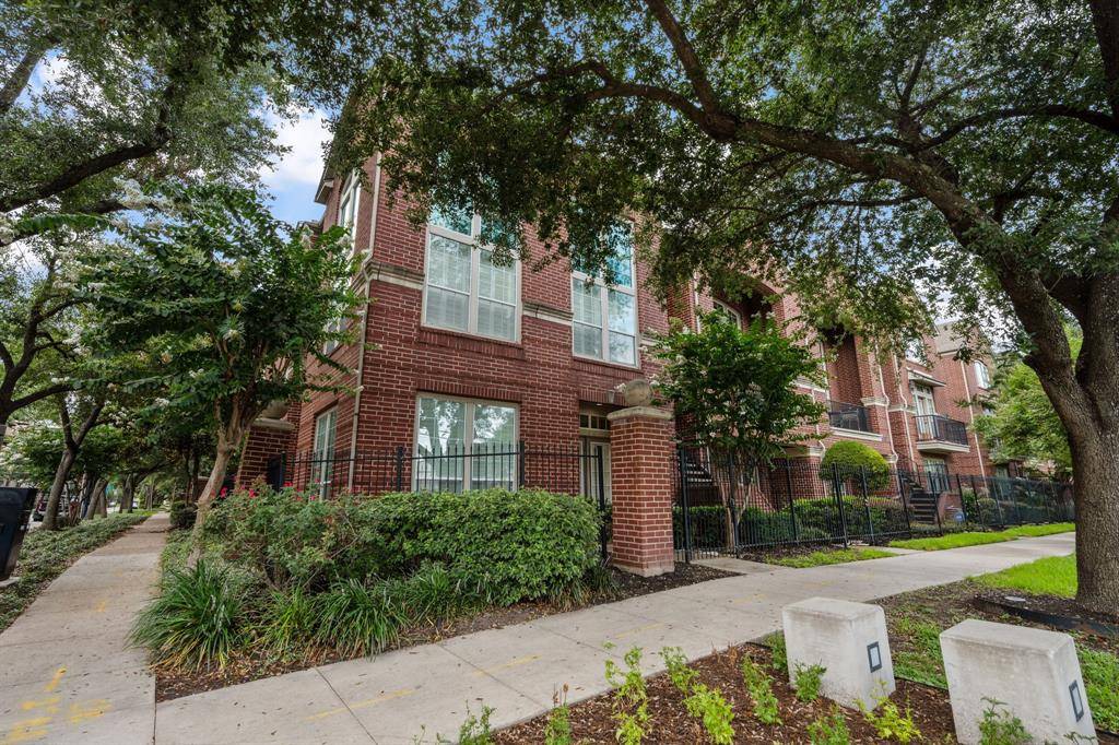 Houston, TX 77006,2516 Bagby ST
