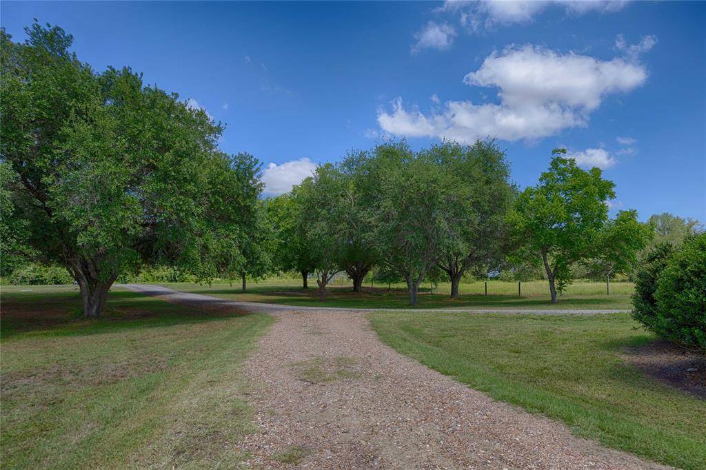Schulenburg, TX 78956,1408 FM 2672