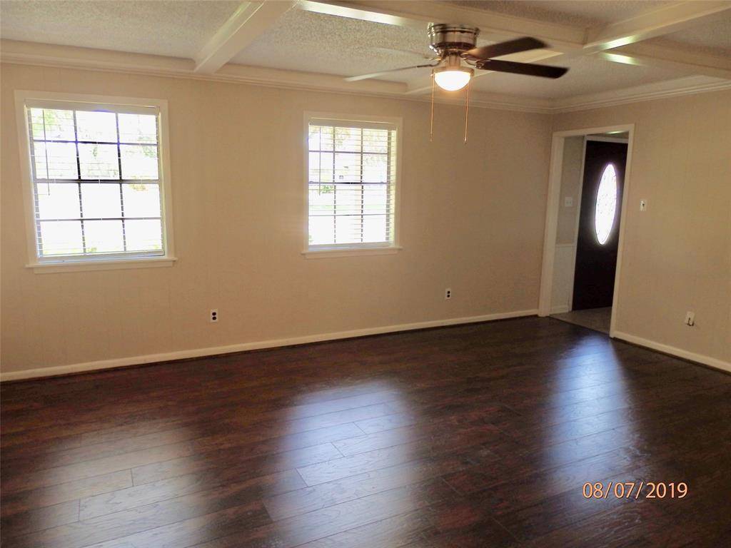 West Columbia, TX 77486,2109 Riverside DR