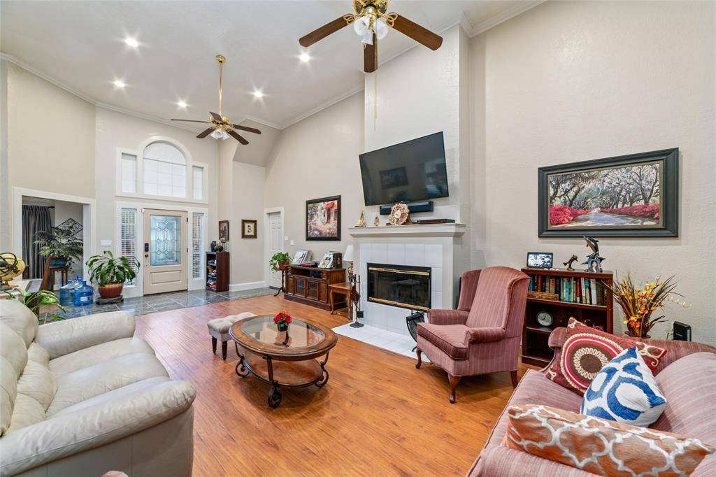 Conroe, TX 77356,156 April Wind DR E