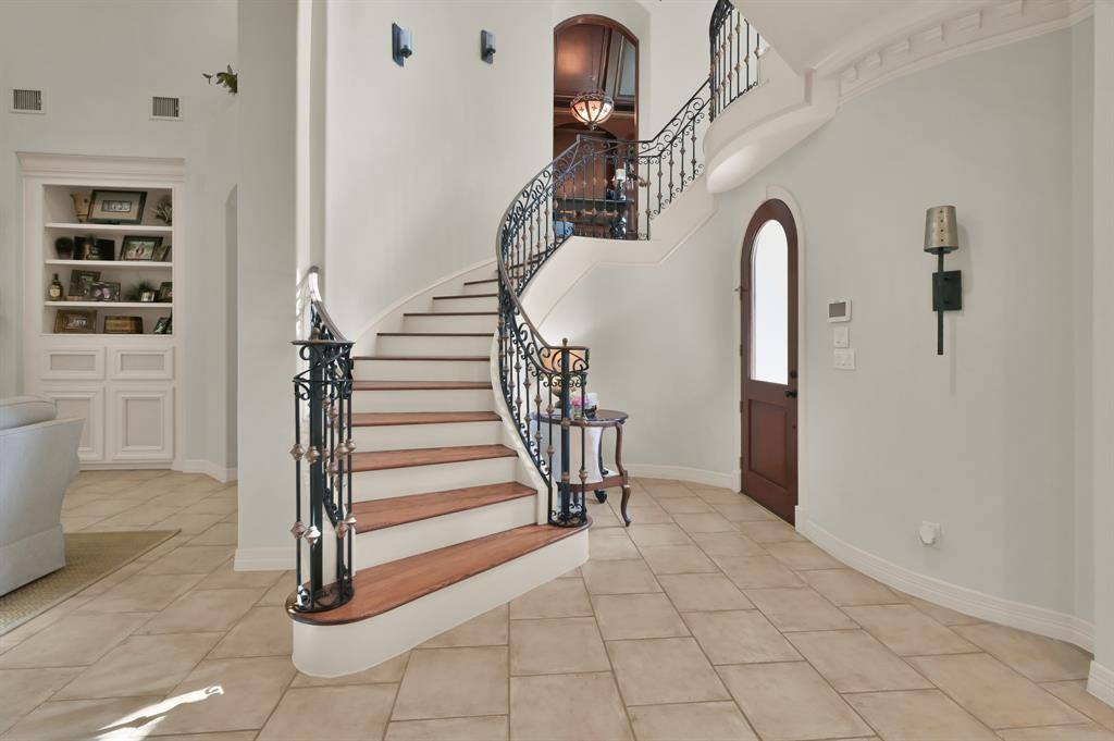 The Woodlands, TX 77382,63 Golden Scroll CIR