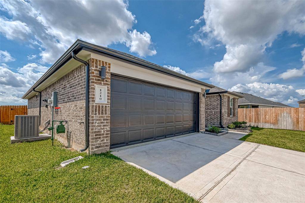 Rosharon, TX 77583,1210 Barzona Graze DR