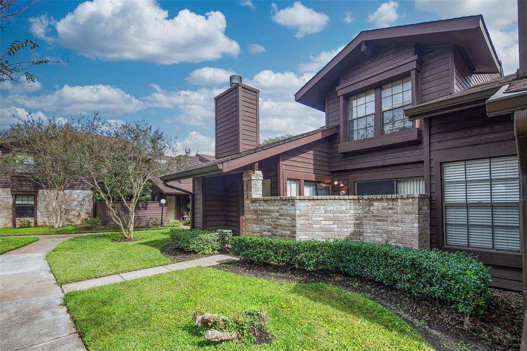 Sugar Land, TX 77479,2611 Grants Lake BLVD #204