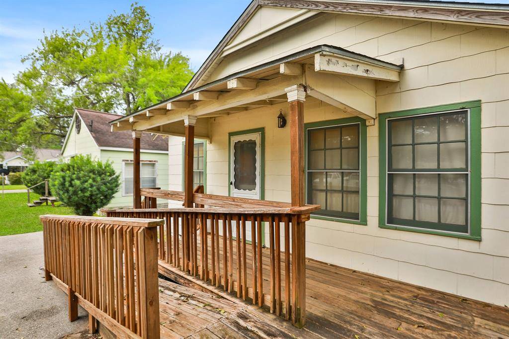 Tomball, TX 77375,304 Foster ST