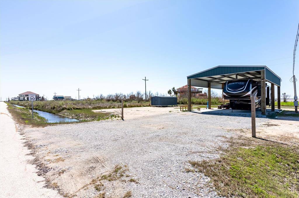 Gilchrist, TX 77617,1129 Beach Front DR