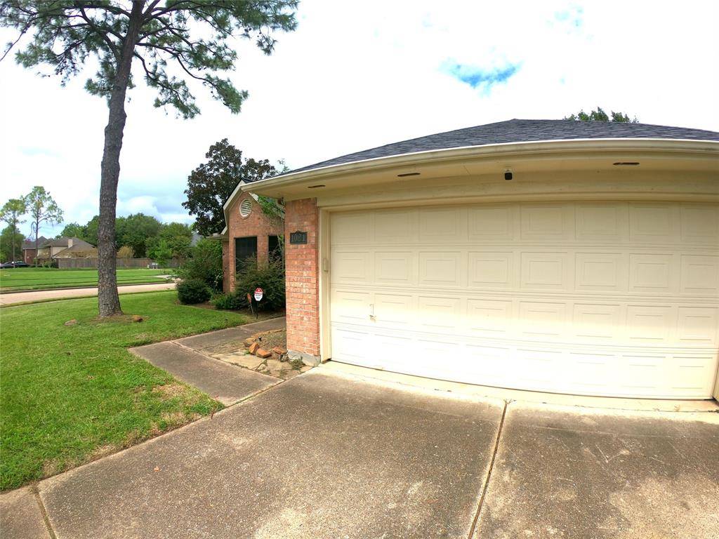 Pearland, TX 77581,1021 N Sunset DR