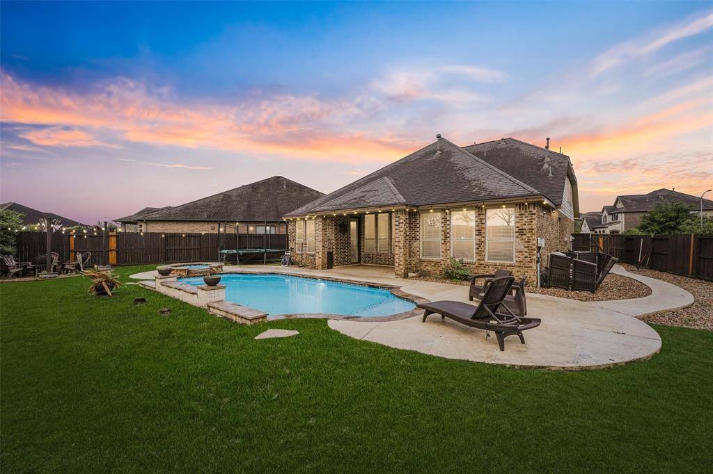 Fulshear, TX 77441,5431 Little Creek CT