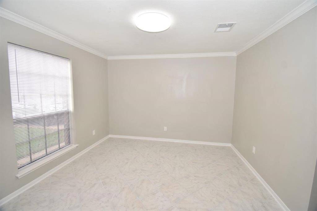 Houston, TX 77083,9007 Woodleigh