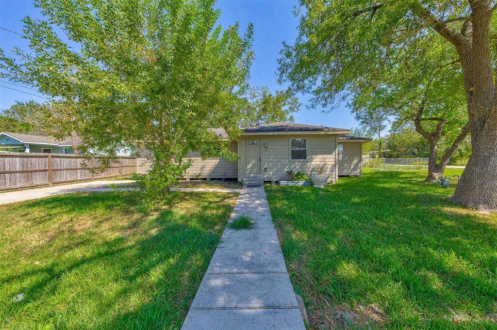 Dickinson, TX 77539,2217 Avenue F