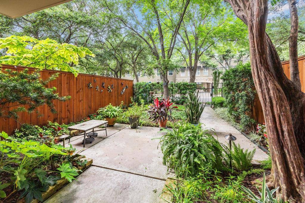 Houston, TX 77007,5109 Feagan ST