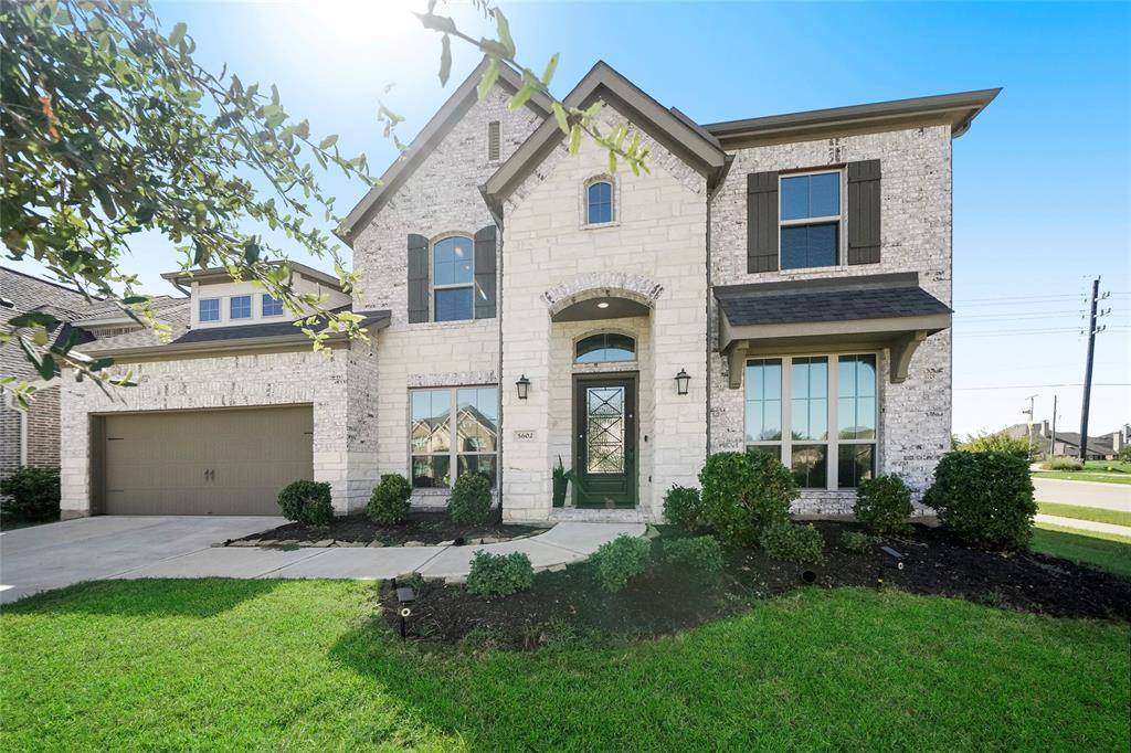 Sugar Land, TX 77479,5602 Bending Crest CT