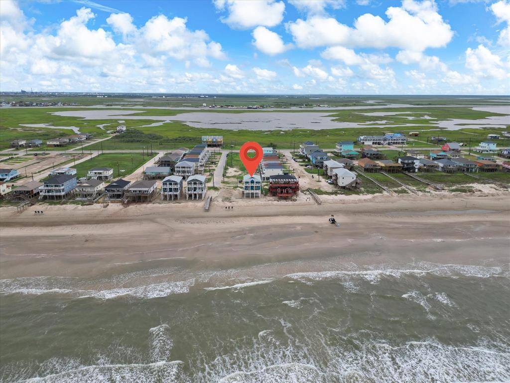 Surfside Beach, TX 77541,106 W Palm ST