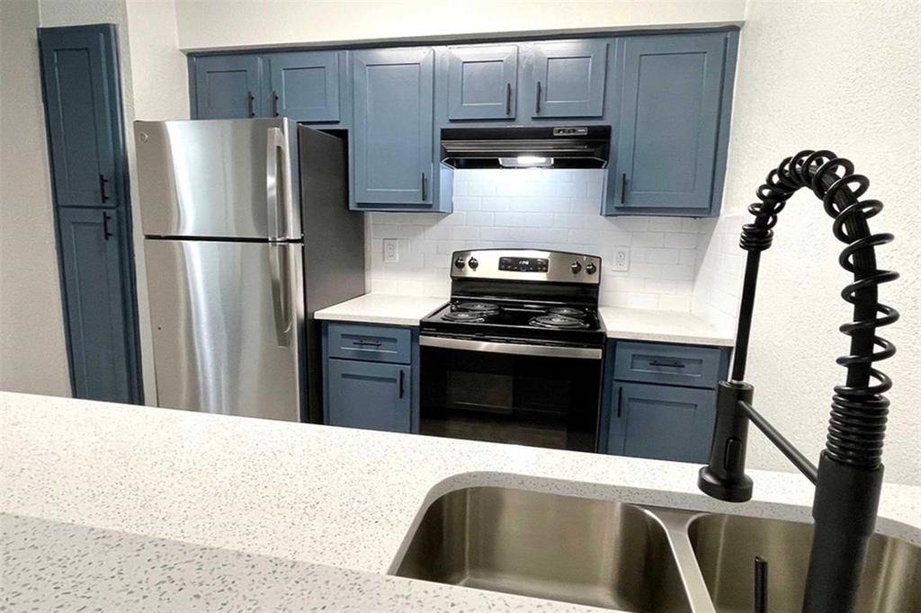 Houston, TX 77007,4400 Memorial Dr #8-3040