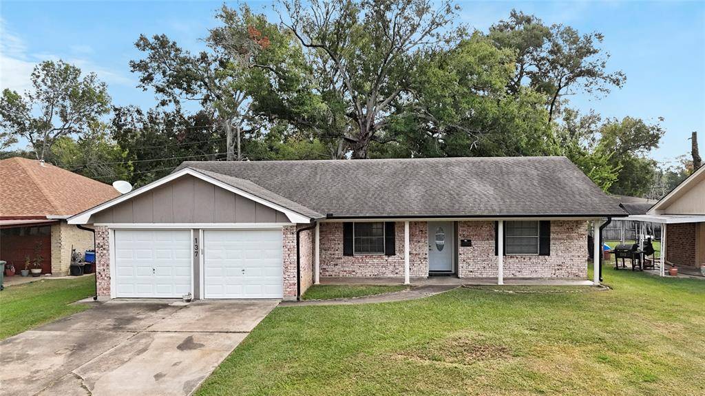 Beaumont, TX 77707,137 Briggs ST