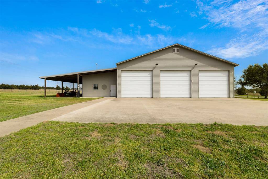 La Grange, TX 78945,10411 Fm 1383