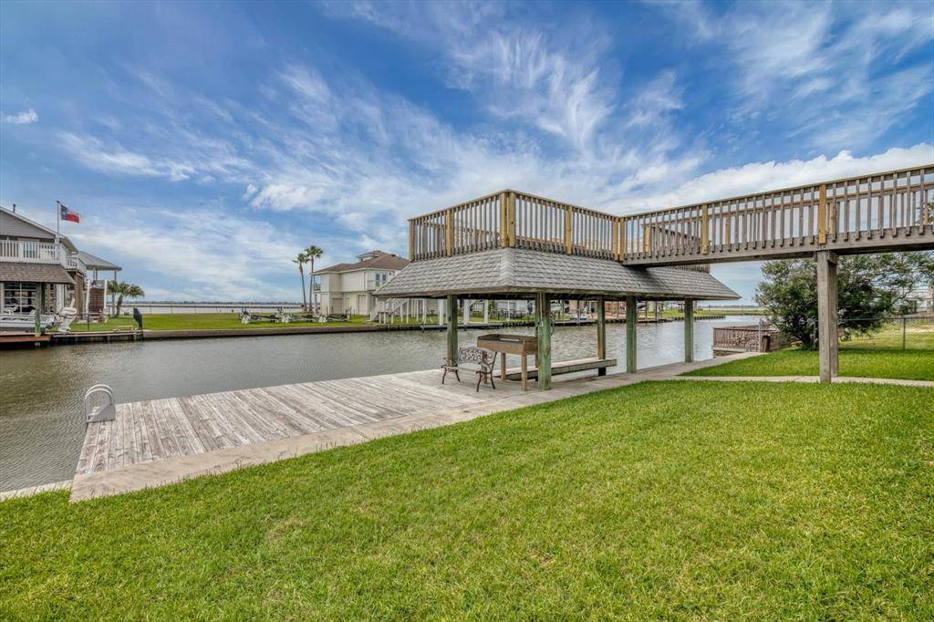 Bayou Vista, TX 77563,1252 Sailfish ST