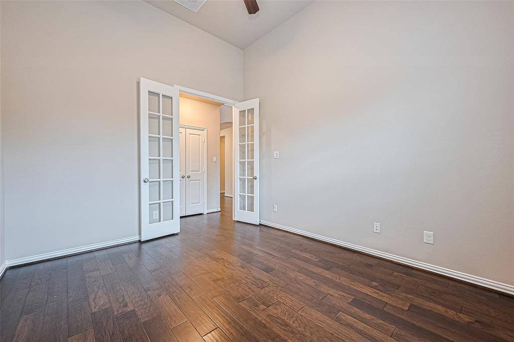 Sugar Land, TX 77479,6518 Nicholas TRL