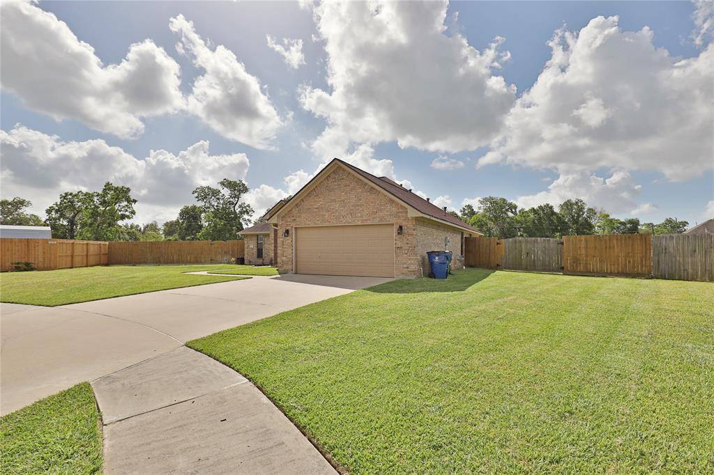 Richwood, TX 77566,110 Goldfinch CT