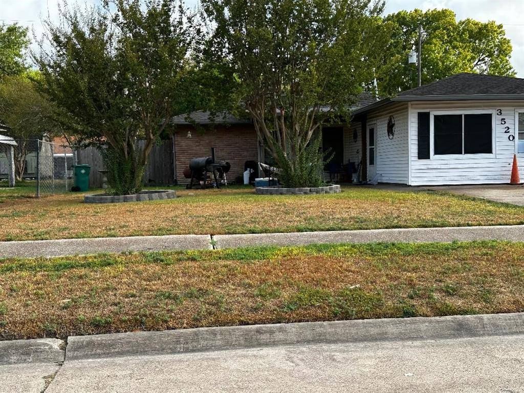 Pasadena, TX 77503,3520 Weiser DR