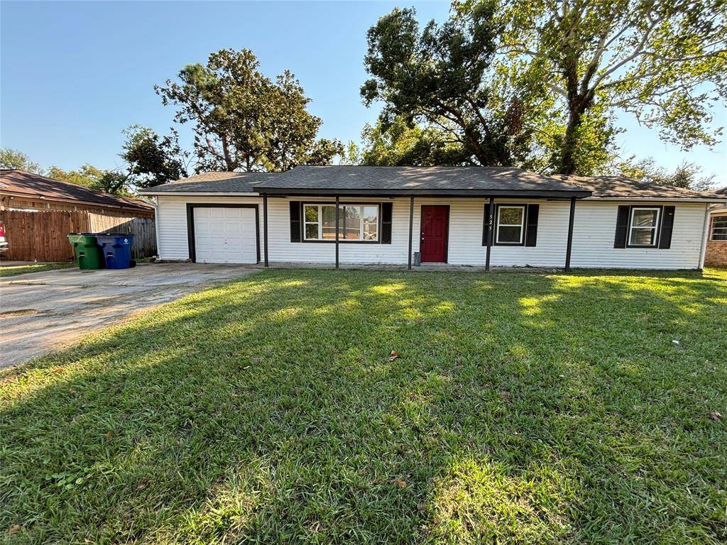 Angleton, TX 77515,525 Catalpa ST