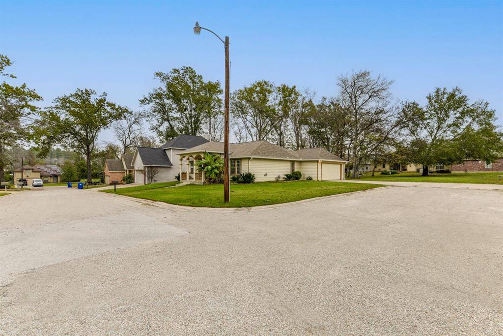 Willis, TX 77318,13102 Sirius CT