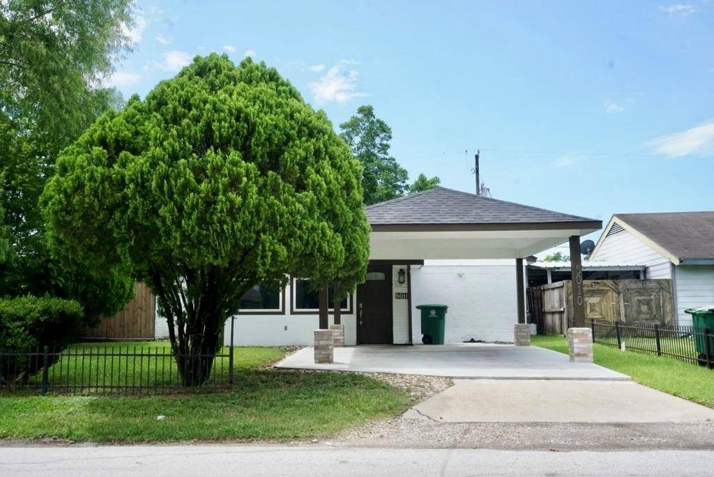 Houston, TX 77033,5010 Malmedy RD