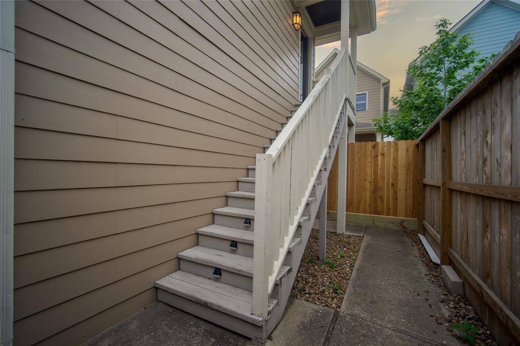 Houston, TX 77008,842 W 22nd Street - Garage Apartment Only