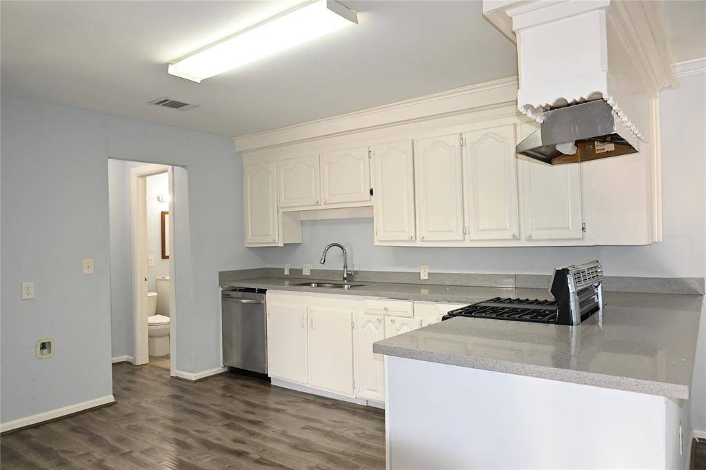 Houston, TX 77021,3502 Mainer ST
