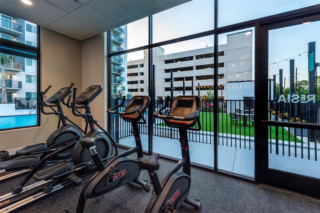 Houston, TX 77084,18036 Park ROW #3206