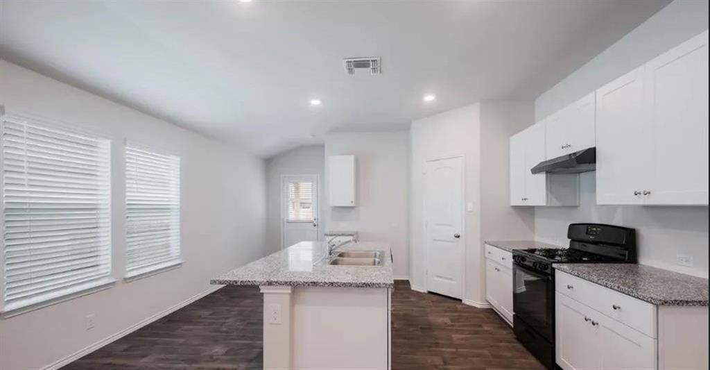 Houston, TX 77047,12803 Heddington Grove LN