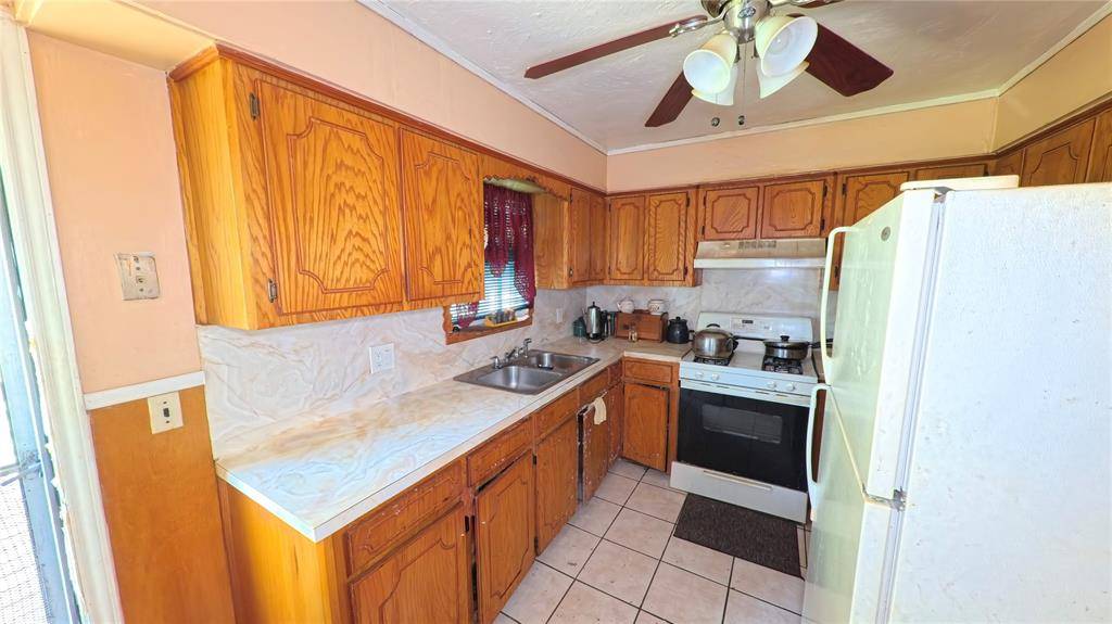 Houston, TX 77028,7518 S Finch CIR