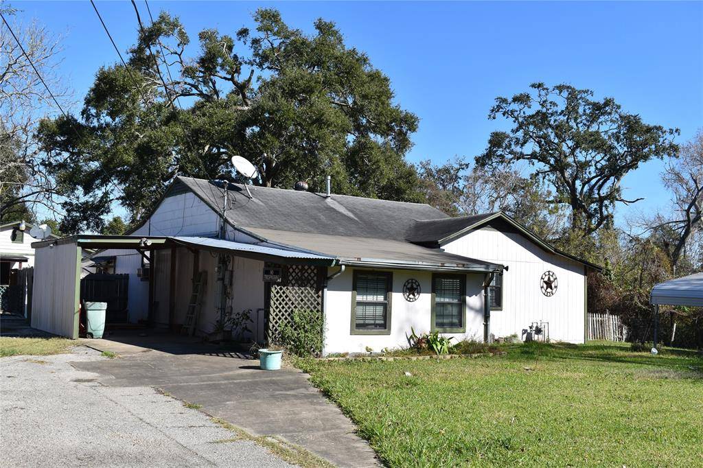 Clute, TX 77531,1272 Pecan ST