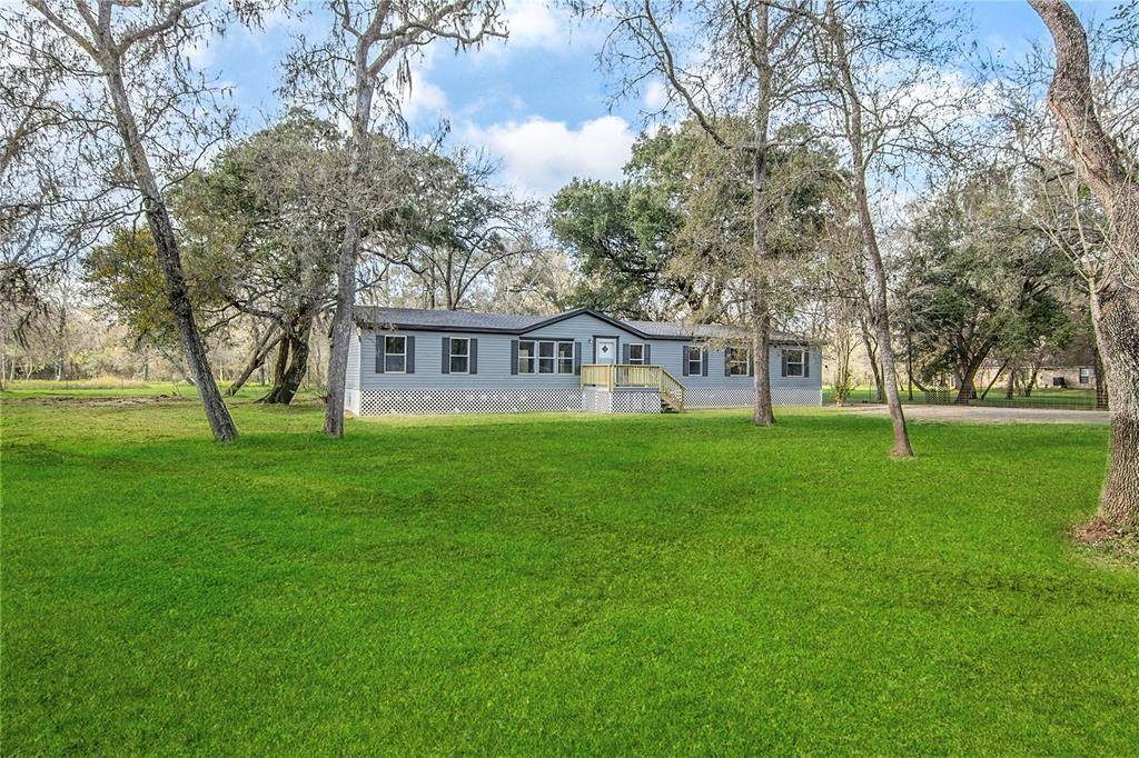 Rosharon, TX 77583,16902 County Road 39