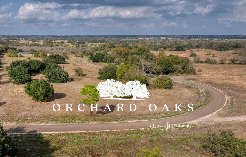 Brenham, TX 77833,14-15 Orchard Oaks LN