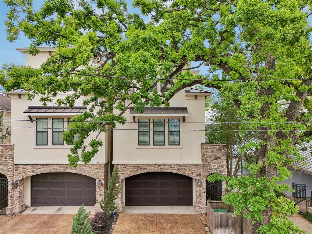 Houston, TX 77007,208 Birdsall ST