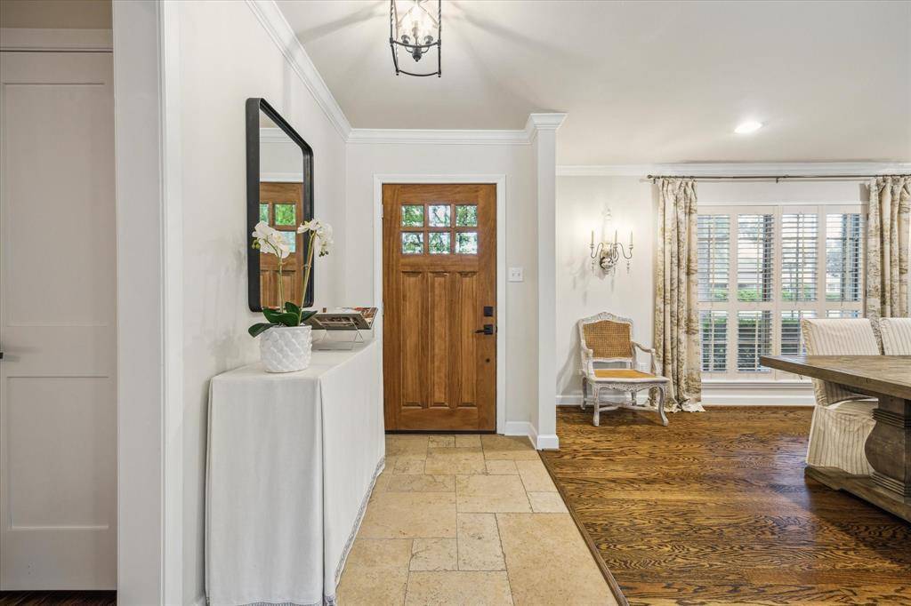 Houston, TX 77063,7810 Pagewood LN