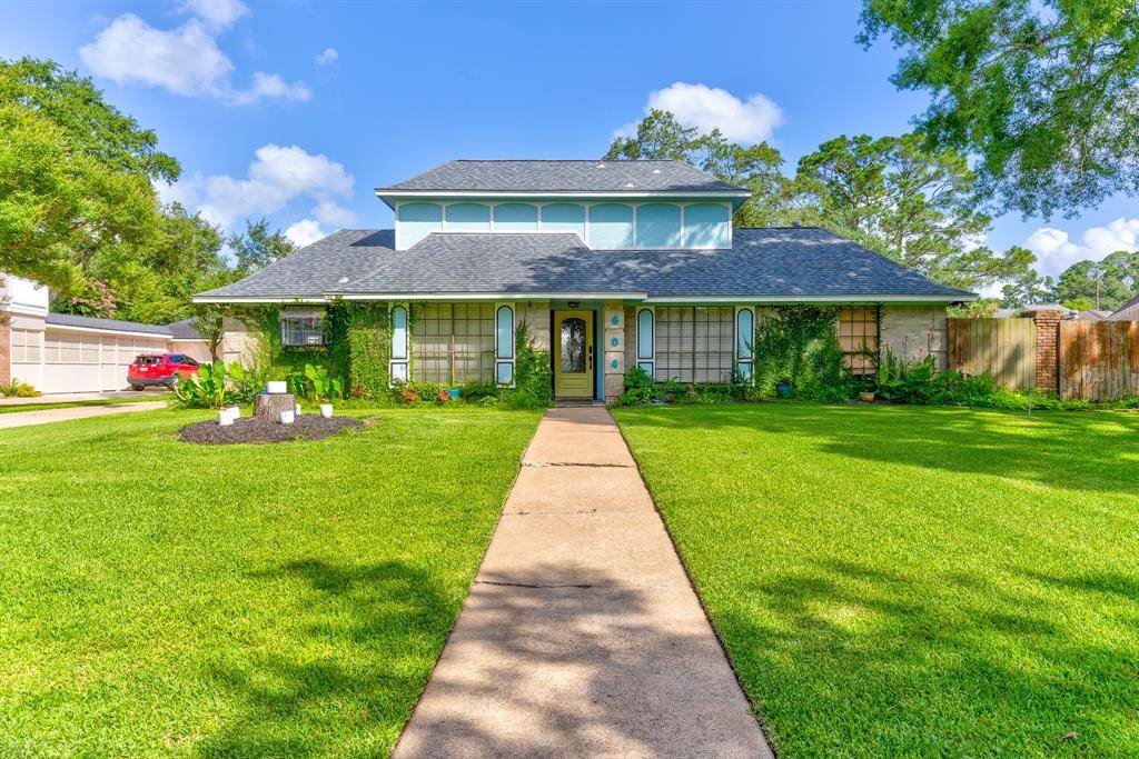 Dickinson, TX 77539,604 Nottingham LN