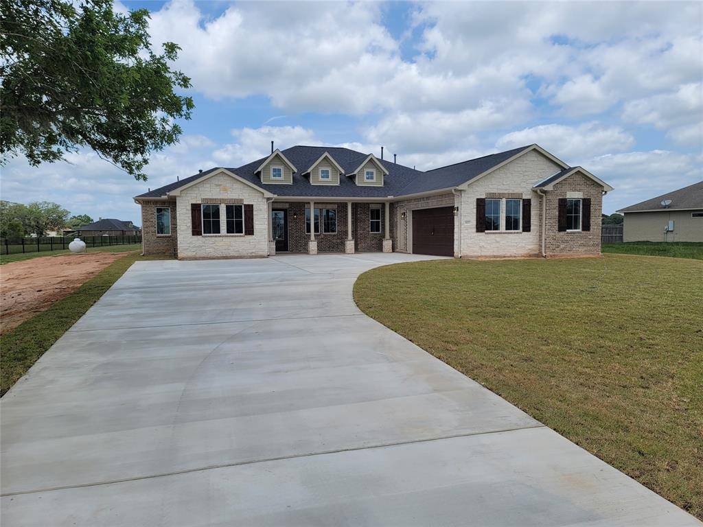 Rosharon, TX 77583,803 Lily Ln LN