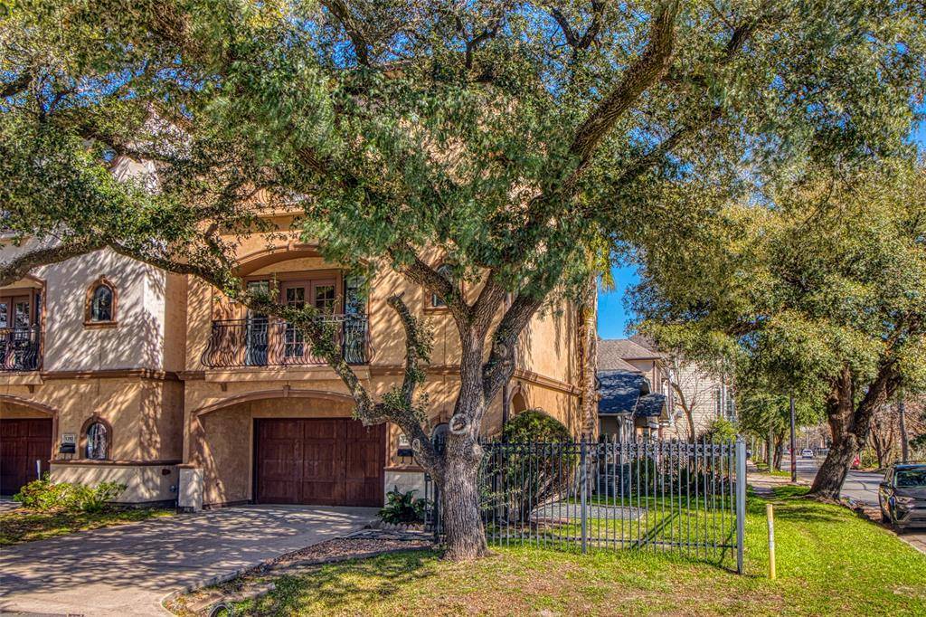 Houston, TX 77007,1250 Utah ST