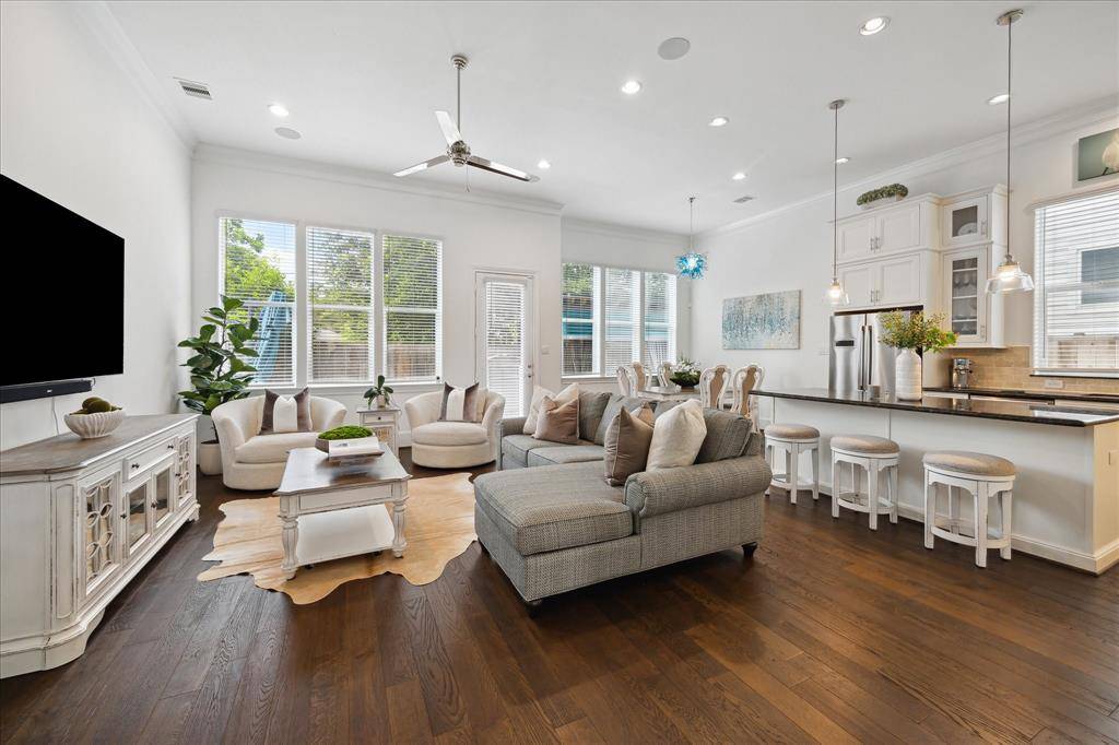 Houston, TX 77008,3410 Timbergrove Heights ST