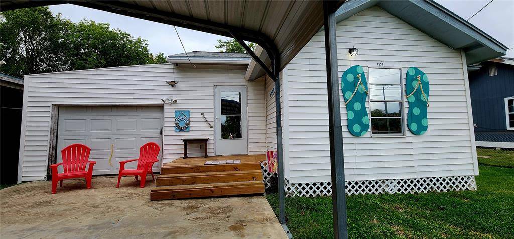 Palacios, TX 77465,1727 Gray ST