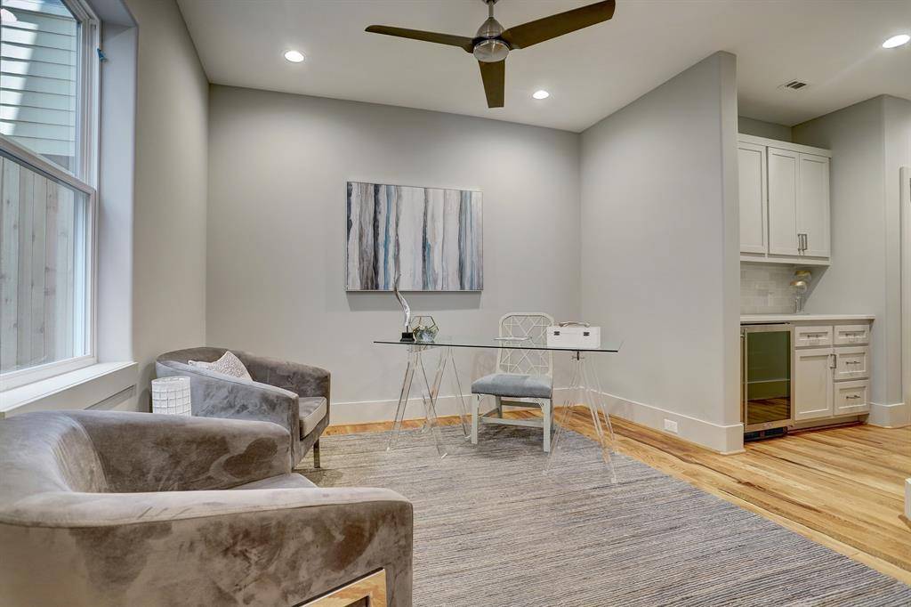 Houston, TX 77007,5606 Venice ST