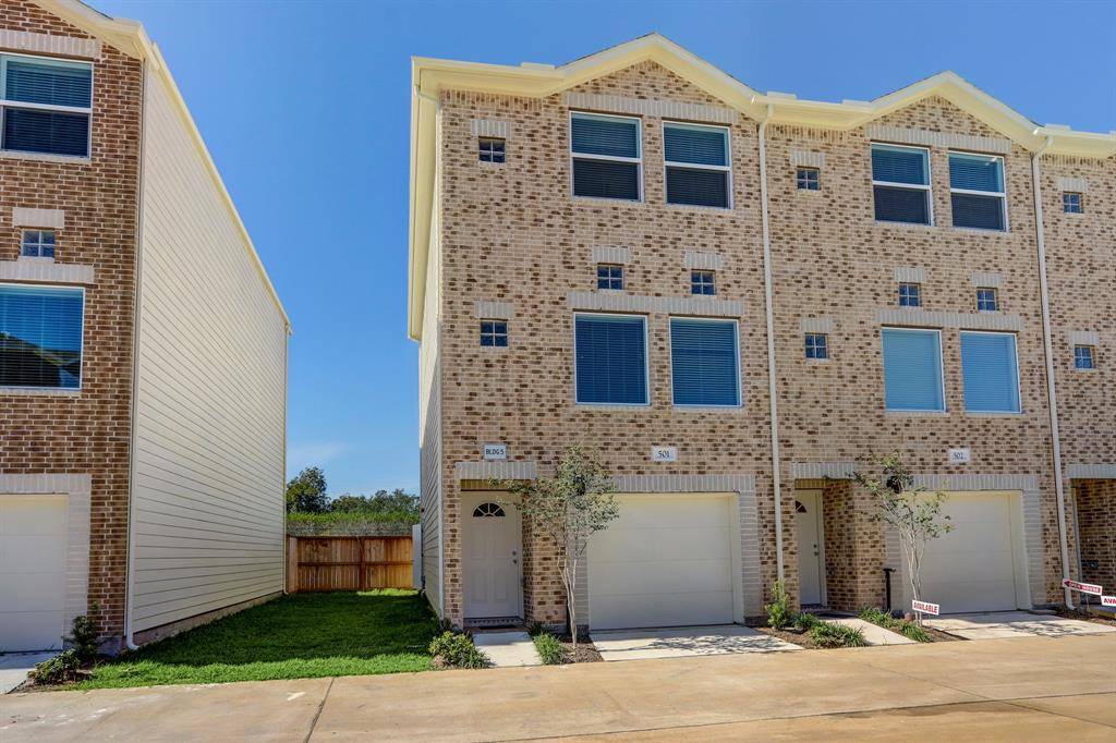 Houston, TX 77061,8705 Bryam #1603