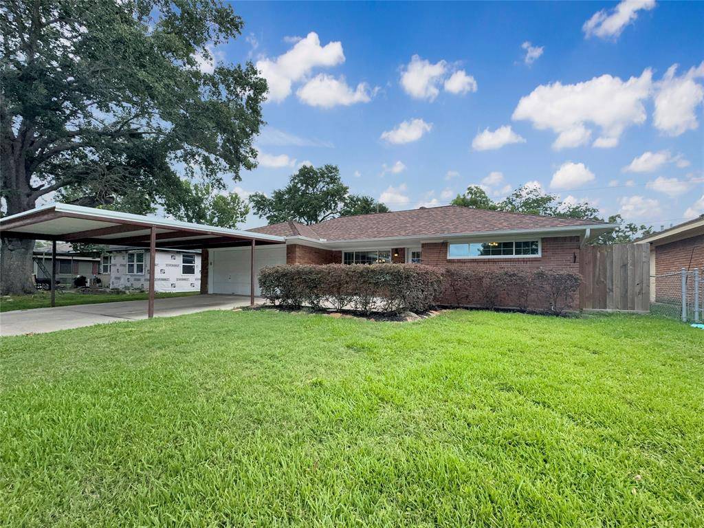 Deer Park, TX 77536,221 Robin ST