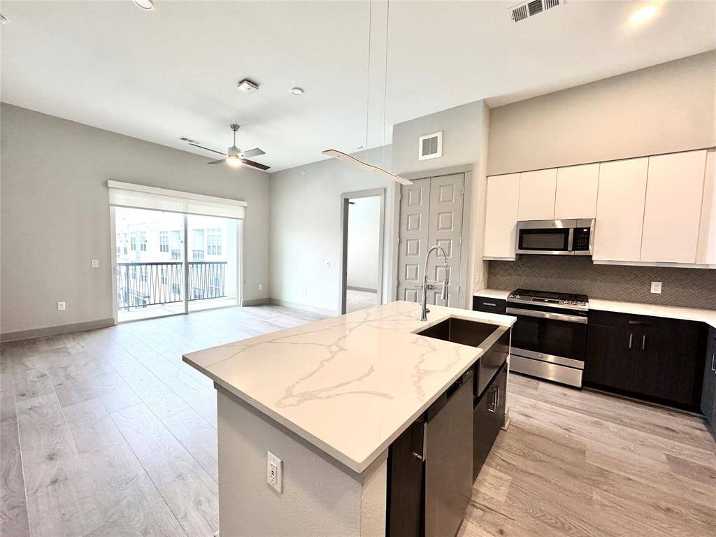 Houston, TX 77008,401 W 25th St ST #1169