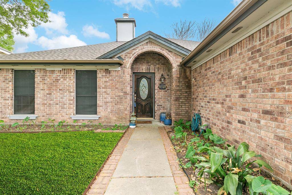 Houston, TX 77095,17523 Saxon DR