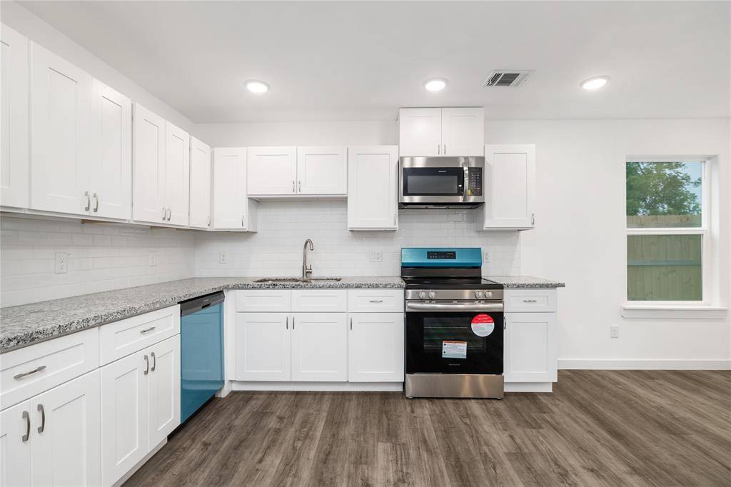 Houston, TX 77028,6309 Sandra ST